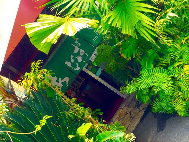 ジャズの流れる沖縄そば屋さん♪+°_あじゃず