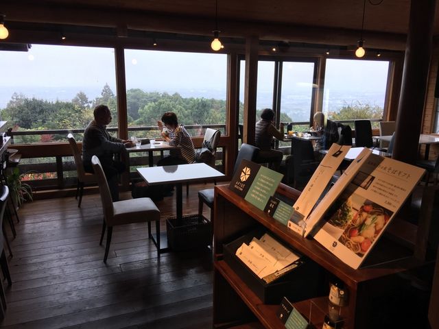 カフェ店内_みのう山荘
