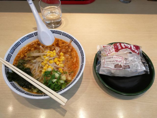 美味しい担々麺_御座候 本社工場