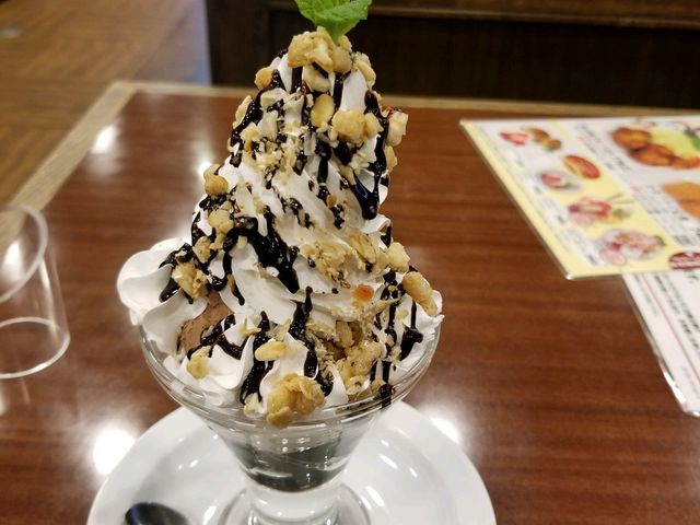 チョコレートパフェ_まるまつ釜石店