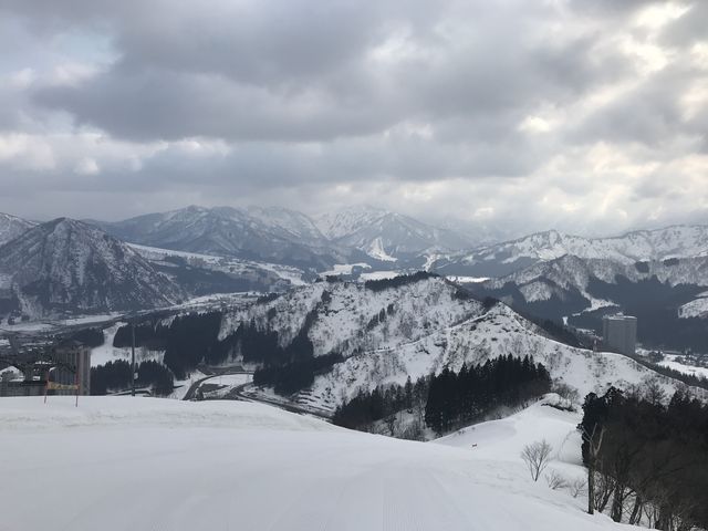 山頂から_NASPAスキーガーデン