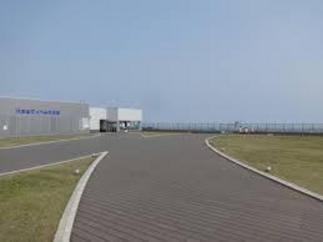 結構広いです_八木山てっぺんひろば