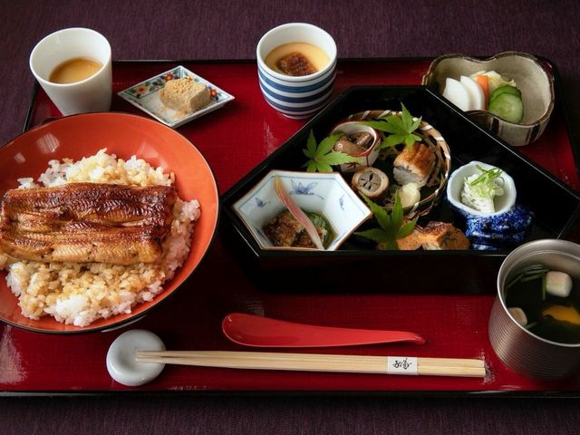 鰻づくし特選御膳(半匹)_うな菊