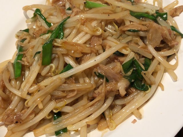 にらともやしの炒め物_皇蘭 メディオ新大阪店
