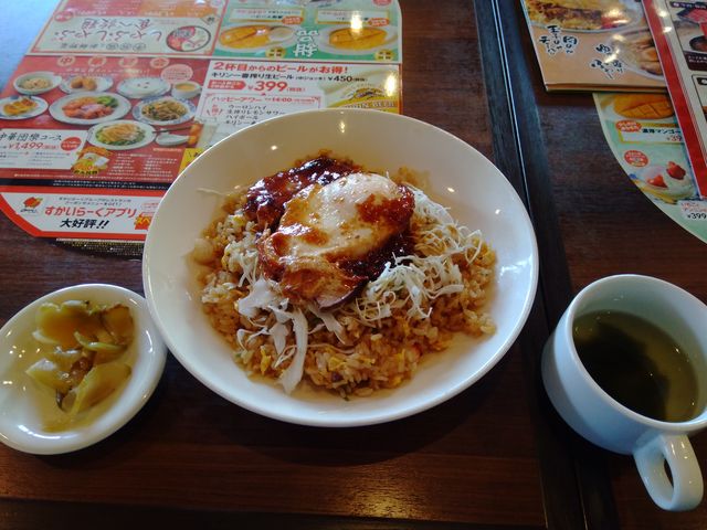 ランチの焼豚載せチャーハン_バーミヤン 大正千島店