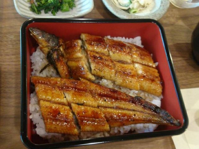 高知産の鰻重3700円!3700円の価値があるかはギリギリセーフ。_道の駅 四万十とおわ