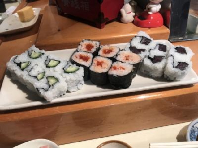 巻物は裏巻もあり。_宇乃丸寿司