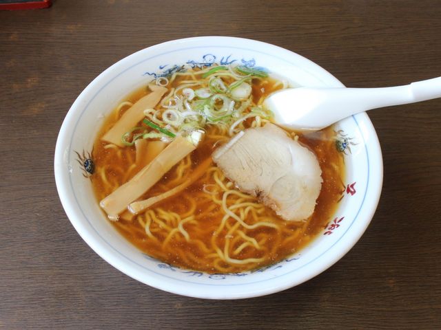 醤油ラーメン_茶楽食堂