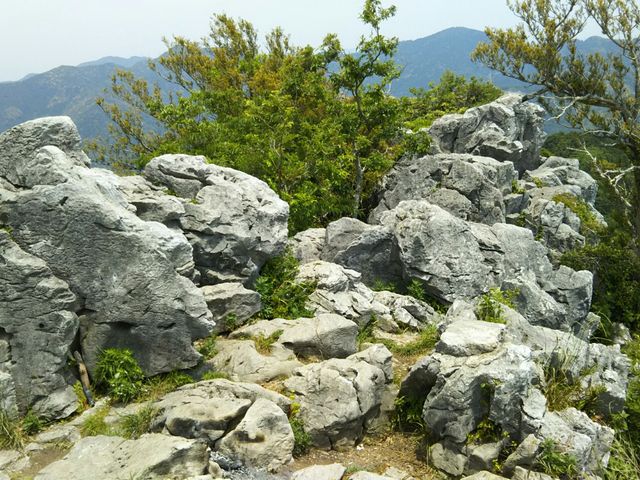 石巻山頂_石巻山自然歩道