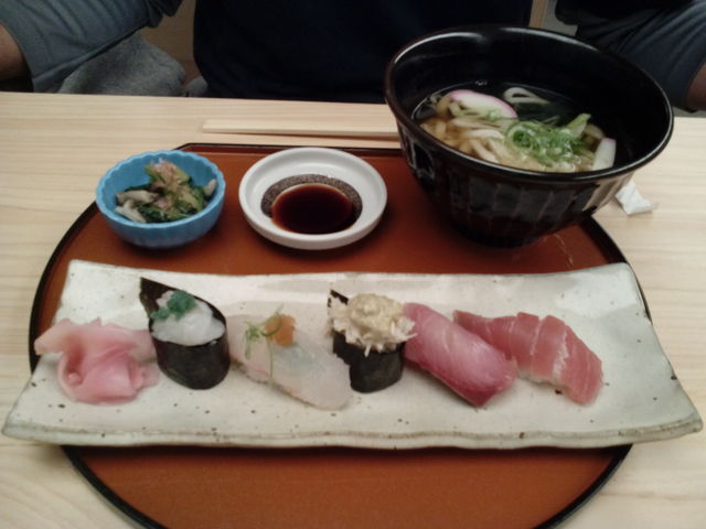 お寿司のランチ_をり鶴
