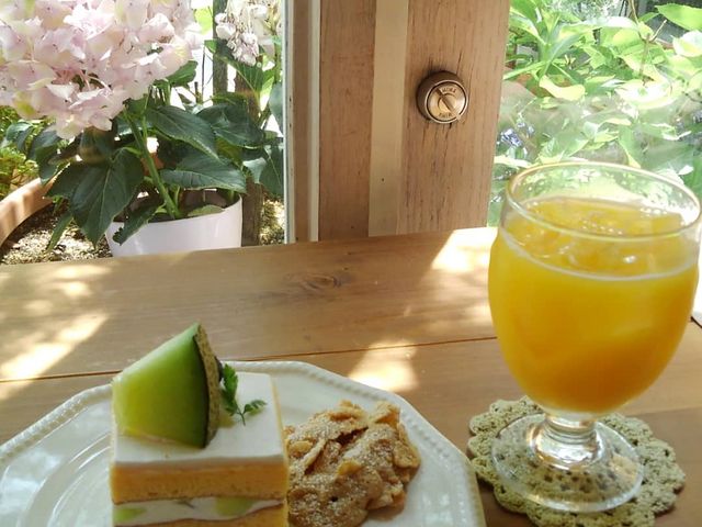 紫陽花鑑賞しながら、ごちそうさま_La Douce Vie