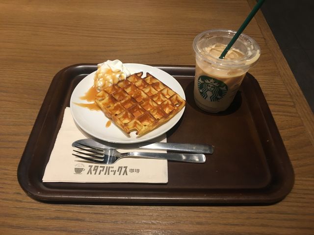 アメリカンワッフルとコーヒー_スターバックスコーヒー新潟紫竹山店