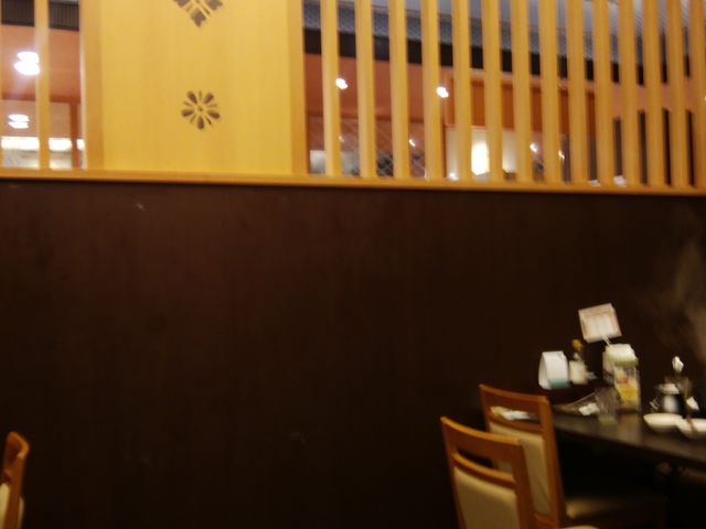 テーブル席_しゃぶ葉 清水春日店