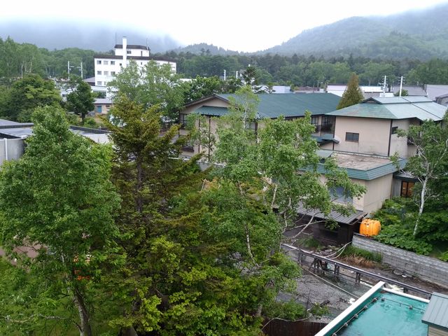 部屋の窓から_KKR かわゆ