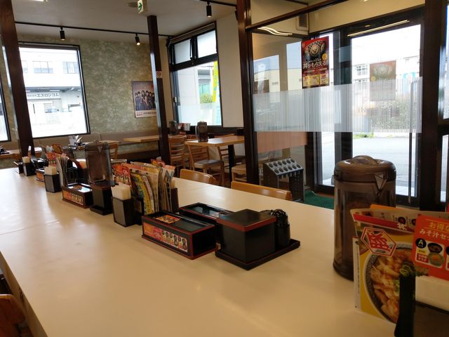 店内です_吉野家摂津鳥飼店
