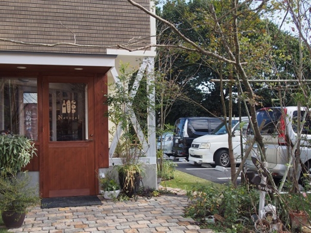 店舗を改装して工房併設になりとても素敵なお店になりました。_ナチュラル 人吉店