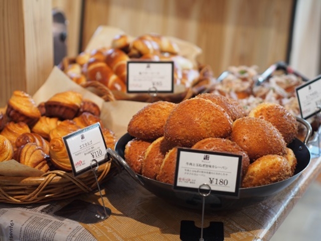 さすが熊本各地からわざわざ買いに来る人がいるほど、パンの美味しいお店。_ナチュラル 人吉店