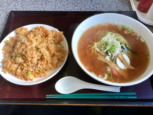 ピリ辛炒飯+ラーメン♪_中国料理川香菜房
