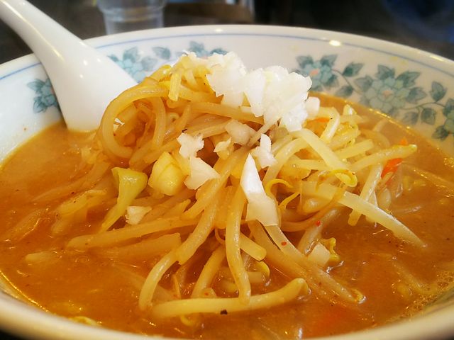 濃厚な味噌ラーメン_味噌らーめんと中華てつまる