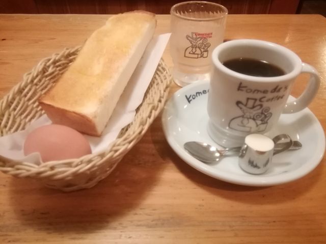 モーニングサービスです_珈琲所 コメダ珈琲店 堺東店
