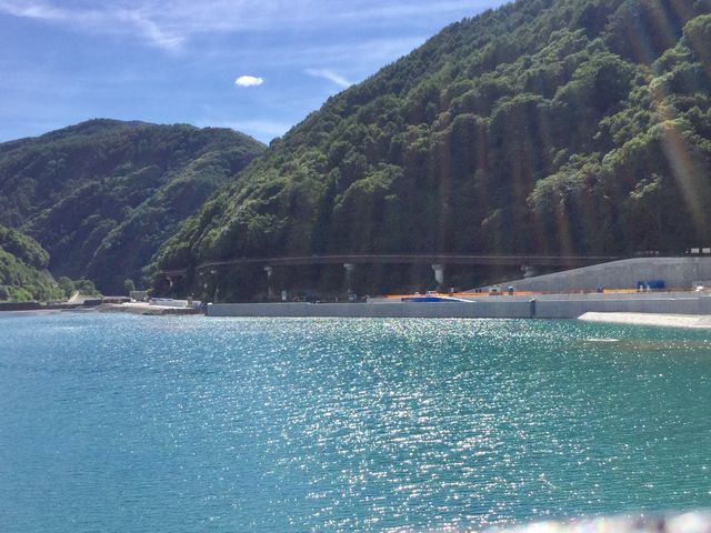 穴場的な?綺麗でした_美和湖