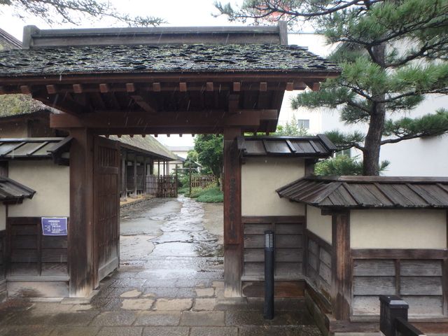 門_旧沼田家武家住宅