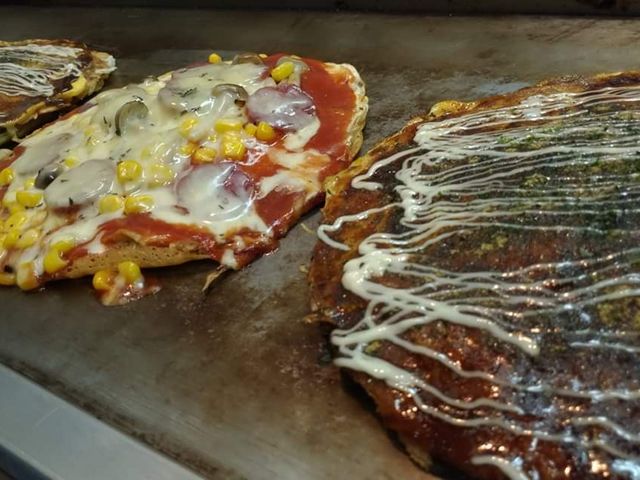 3種頼んで2人でシェアして食べました。_どんどん亭