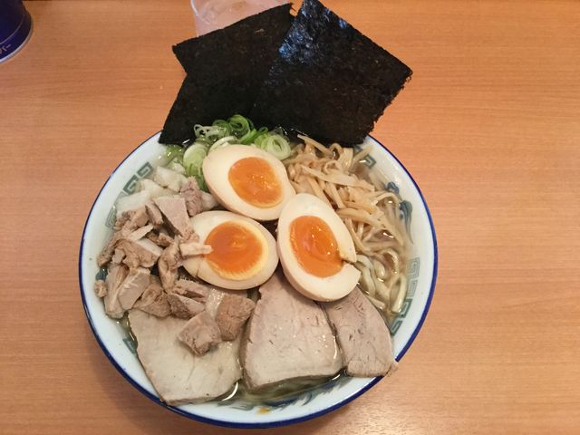 豪華全部盛り_ケンちゃんラーメン山形