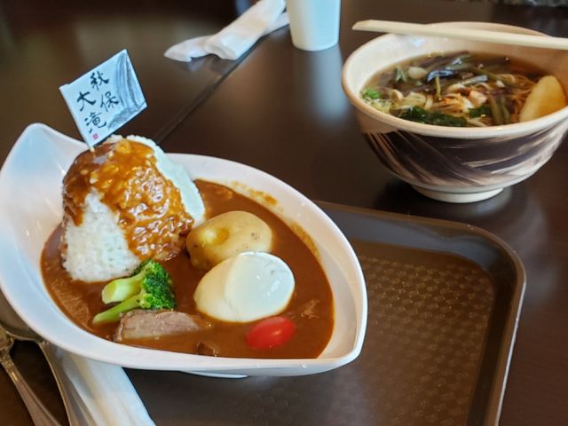 カレーを滝に見立てた秋保大滝カレー♪_喜久水庵 アグリエの森店