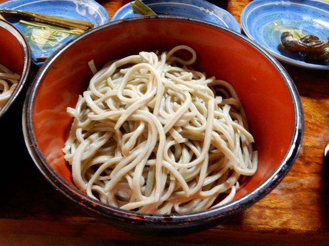 食べ放題。巨大なわんこそば状態!_七兵衛そば