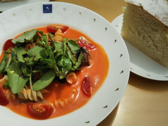 PINE VIEW 美術館棟 南館