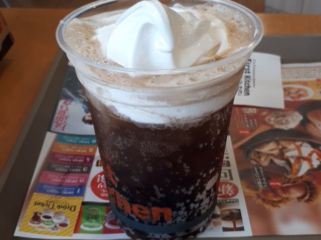 コーラフロート_ファーストキッチン伊勢原イトーヨーカドー店