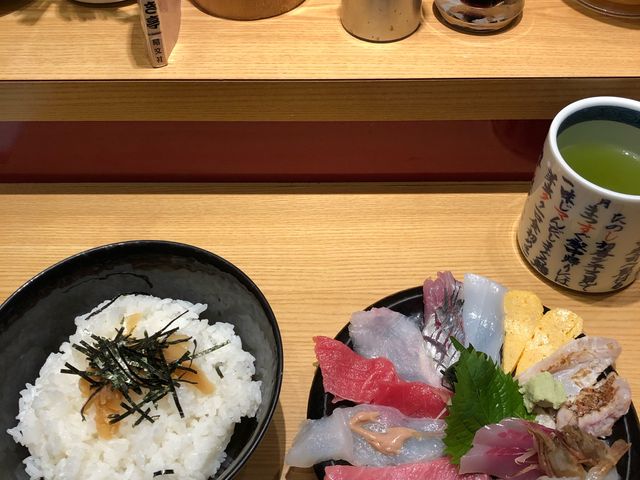 いきいき亭丼_いきいき亭 近江町店