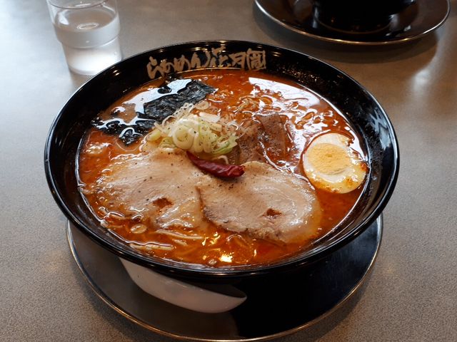 嵐げんこつバク辛らあめん_らあめん花月 嵐 田名店