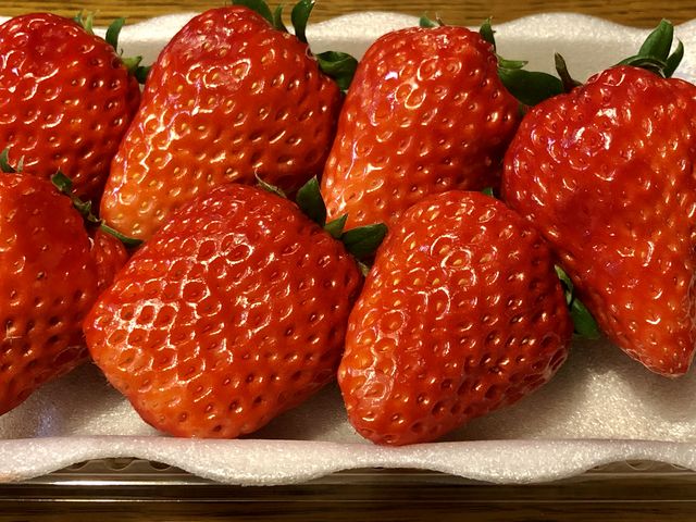 べにほっぺ_はるおかいちご園