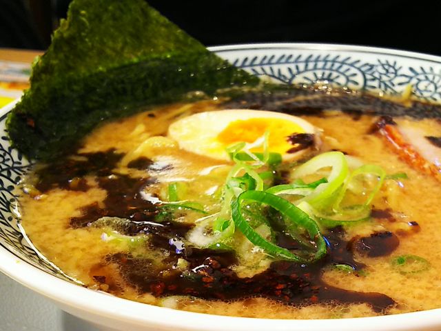 濃厚な黒豚骨ラーメン_丸源ラーメン垂水名谷店