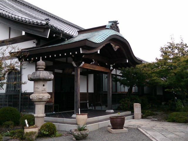 客殿_地持院