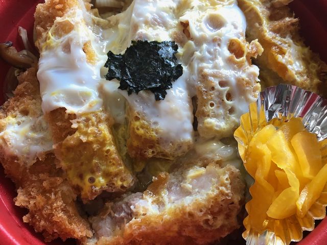 美瑛豚カツ丼、うまい。_だいまるファミリーレストラン