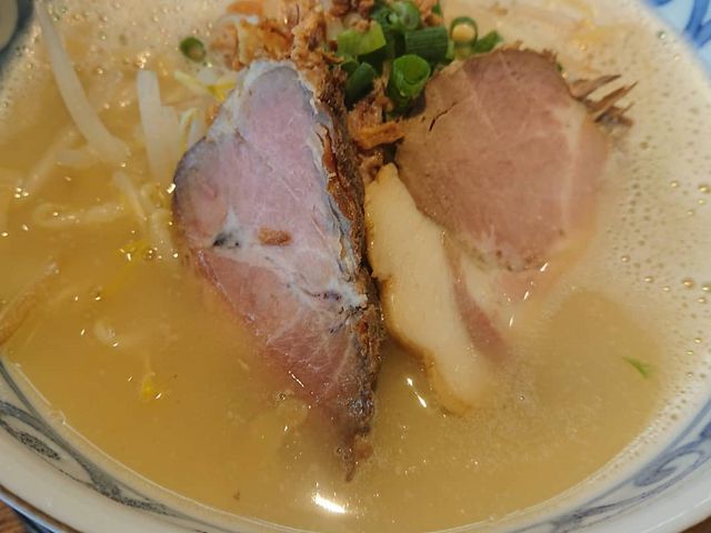 パンチあるベジポタ塩ラーメン_らー麺屋 バリバリジョニー