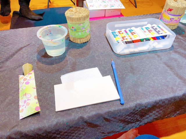 絵付け体験時の写真です_本多木蝋工業所