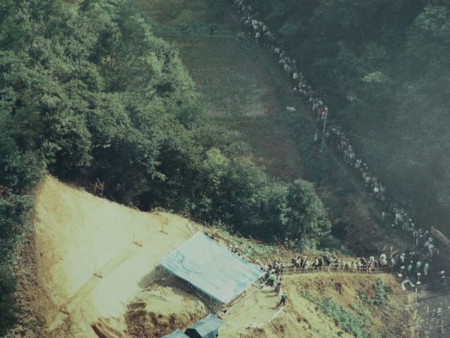 発掘当時の様子。_加茂岩倉遺跡ガイダンス