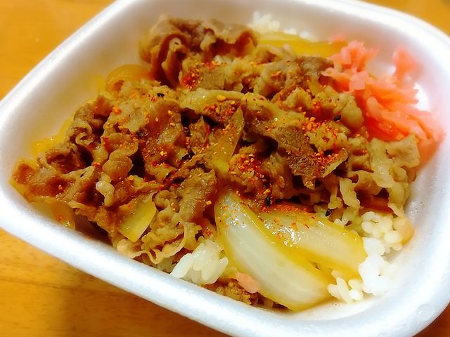 テイクアウトの牛丼並弁当。家で食べるすき家も旨い!_すき家 7号弘前高崎店