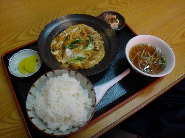 カツとじ定食。_いづも食堂