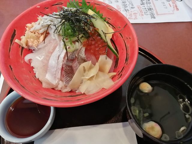 海鮮丼_凡愚