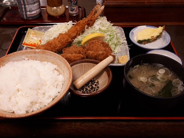 ひれかつ&超特大エビフライ定食_かつ心