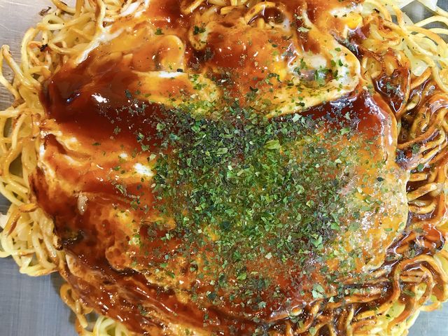 麺がパリパリで最高です!_お好み焼 鉄板焼き オコノミ3M