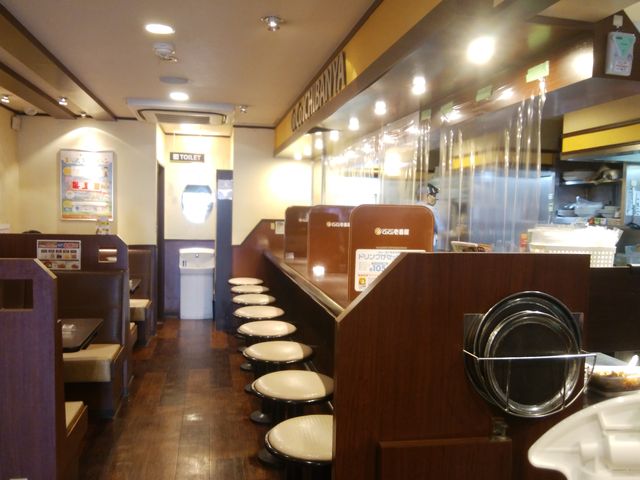 店内はいつも明るく清潔です。_カレーハウス CoCo壱番屋 西葛西駅北口店
