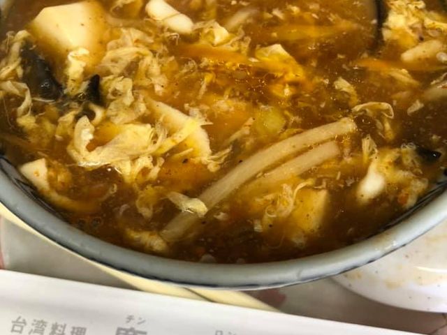 絶品の酸辣湯麺_慶龍