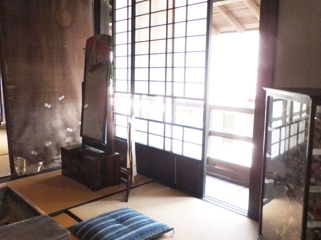 2階の座敷の様子_小松楼まちづくり交流館