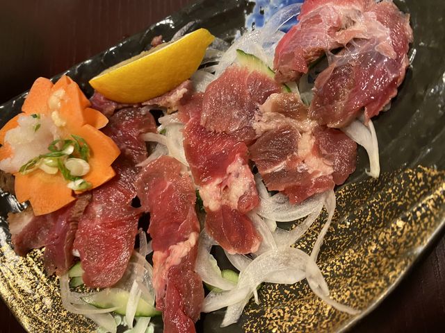 山羊のお刺身_しま膳